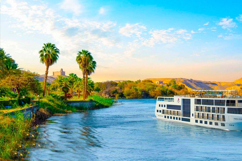 Desde Luxor Crucero de tres noches por el Nilo hasta AsuánBarco de lujo