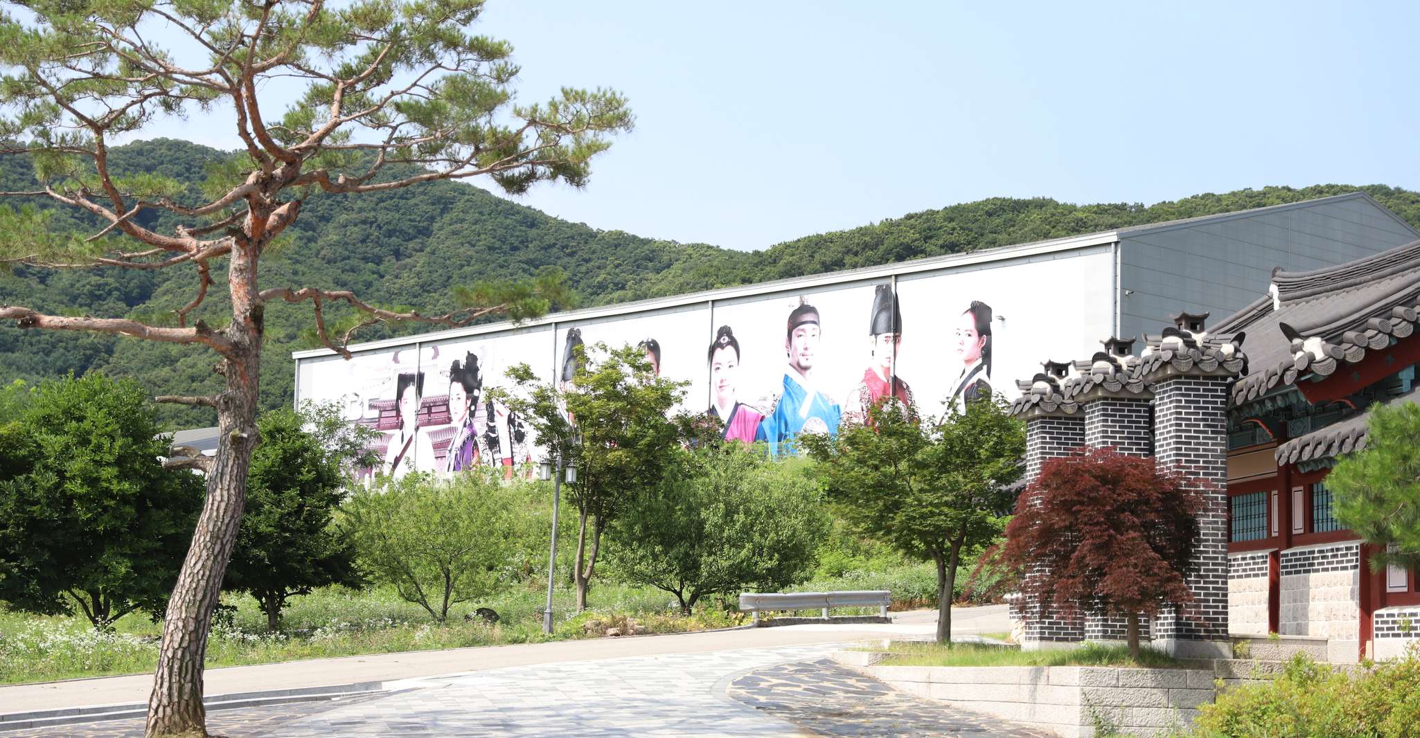 Van Seoul, Halfdag MBC Dae Jang Geum Park Transfer - Hizvo