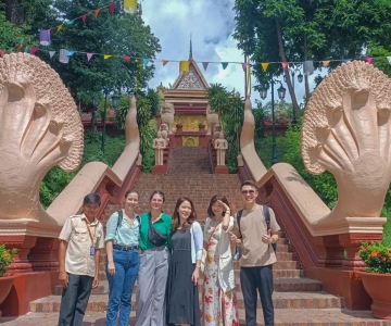 Phnom Penh: Historical Guided Tour