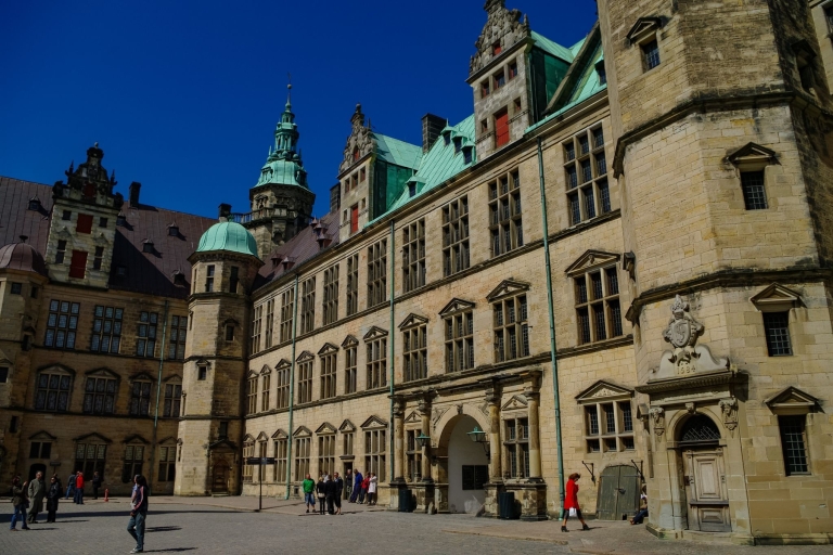 Półdniowa prywatna wycieczka do Kronborga i zamku Frederiksborg