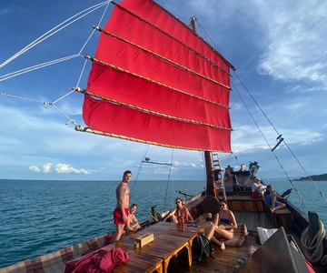 Hua Hin: Viagem de 1 dia para Sam Roi Yot em um barco a vela