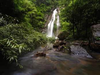 Khao Lak: Kleine Amazonas-Kanufahrt & Tam Nang Wasserfall Tour