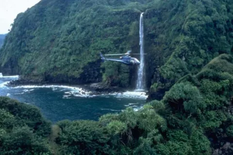 Oahu to Maui Helicopter & Surrounding Area Ground Tour