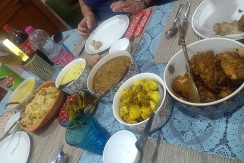 Cocina: Domina el Arte del Pollo a la Mantequilla, el Biryani y las Mezclas Vegetales