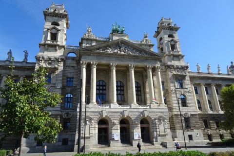 Visita autoguiada a pie y yincana por Budapest