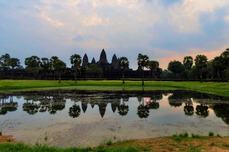 Angkor Wat Sunrise, Ta Promh, Banteay Srei, Bayon Day Tour