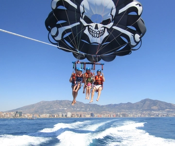 Fuengirola: Voo de Parasailing de luxo desde o porto de Fuengirola