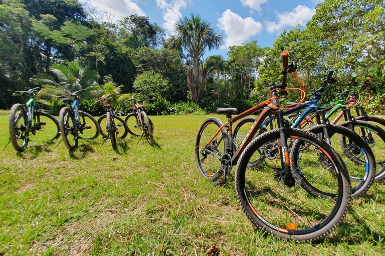 Radfahren im peruanischen Regenwald mit Lagunenbesuch