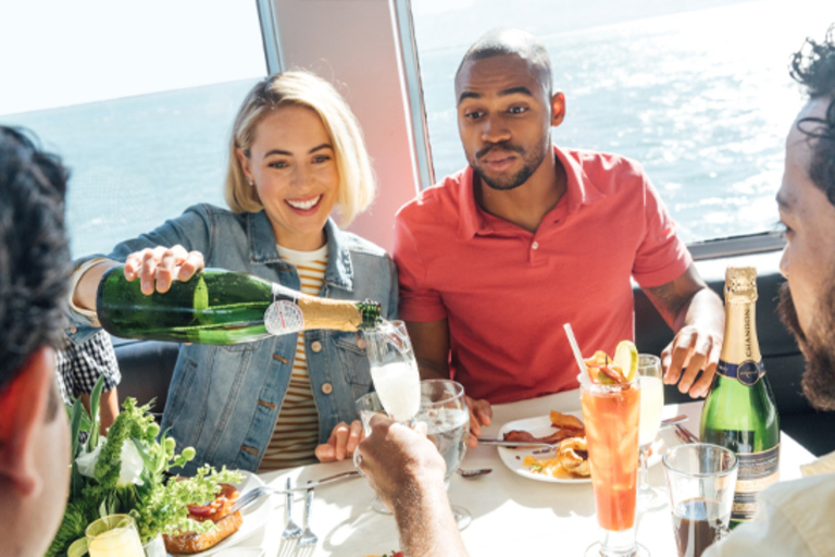 Newport Beach: Cruise met champagne en brunchbuffet