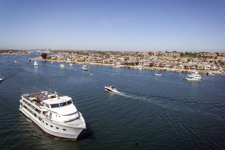 From Newport Beach: Champagne and Cider Buffet Brunch Cruise Los Angeles: Champagne Brunch Cruise from Newport Beach