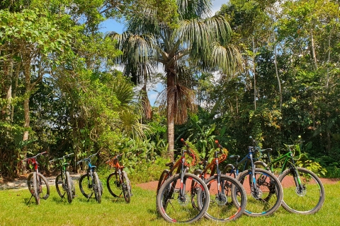 Biking in Peruvian rainforest with Lagoon visit