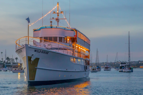 From Newport Beach: Weekend Dinner Cruise with Live DJ Standard Dinner Cruise