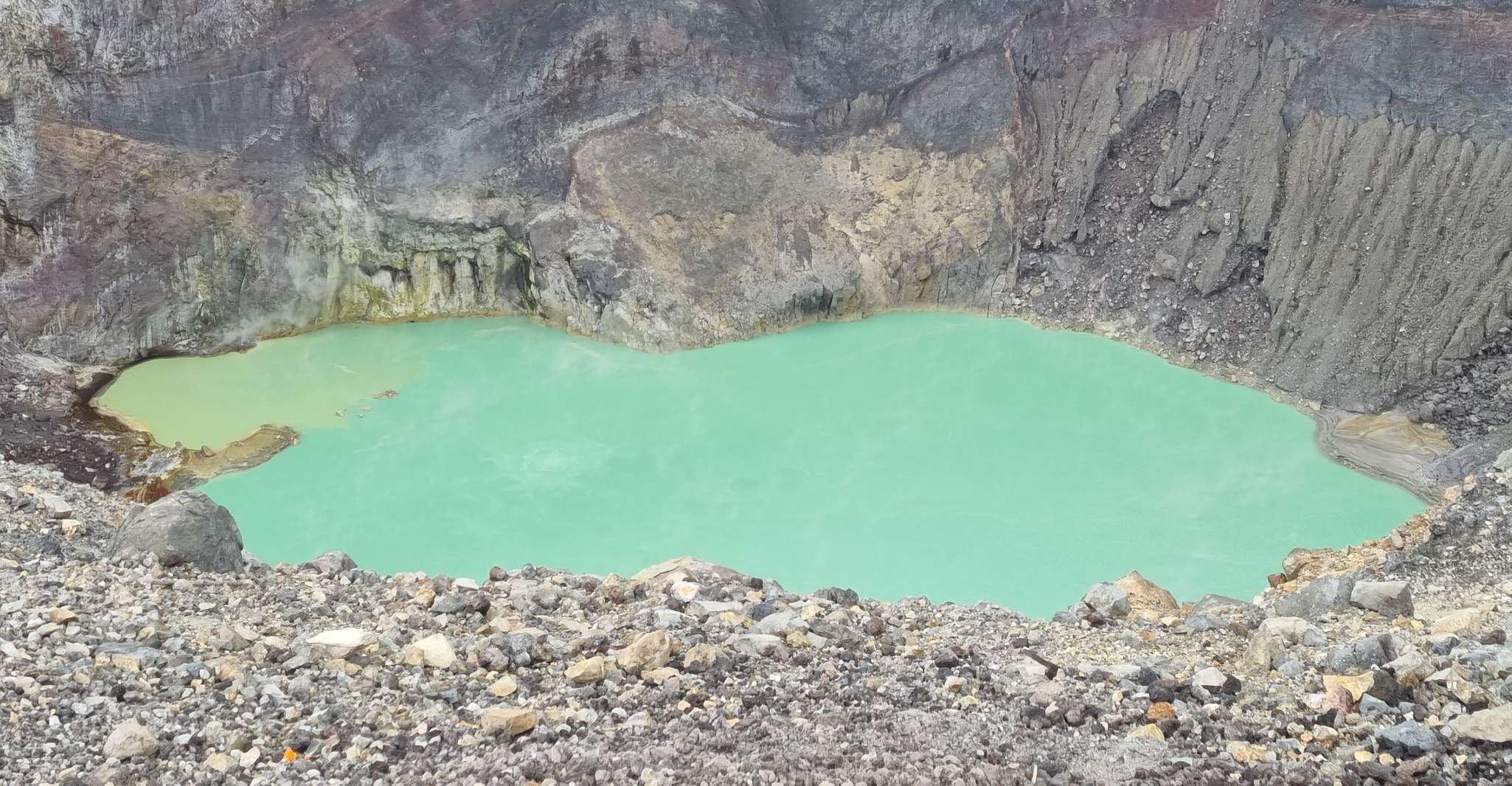 Volcanoes National Park and Coatepeque Lake - Housity