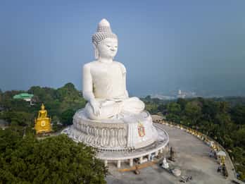 Phuket: Wat Chalong, Viewpoint, and Old Town Guided Tour