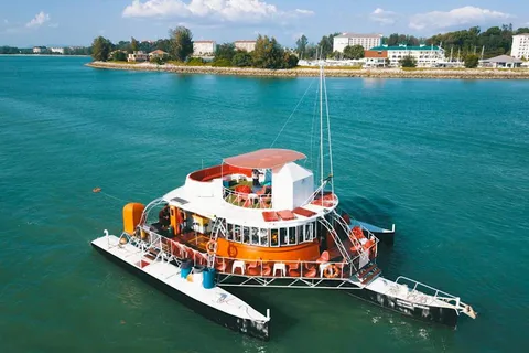 From Kuala Lumpur: Port Dickson Day Tour with Sunset Cruise