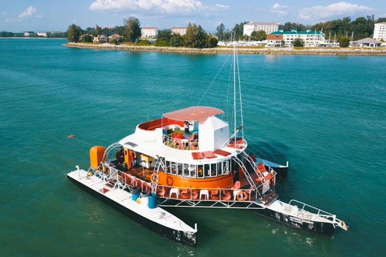 Port Dickson Tagestour mit Sunset Cruise