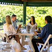 Gold Coast: Tamborine Mountain Local Winery Tour with Lunch