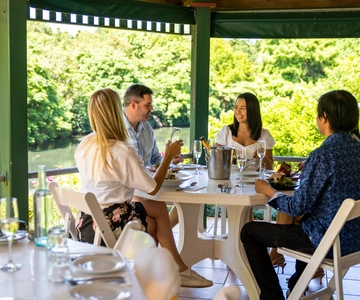 Brisbane: Tamborine Mountain Local Winery Tour with Lunch