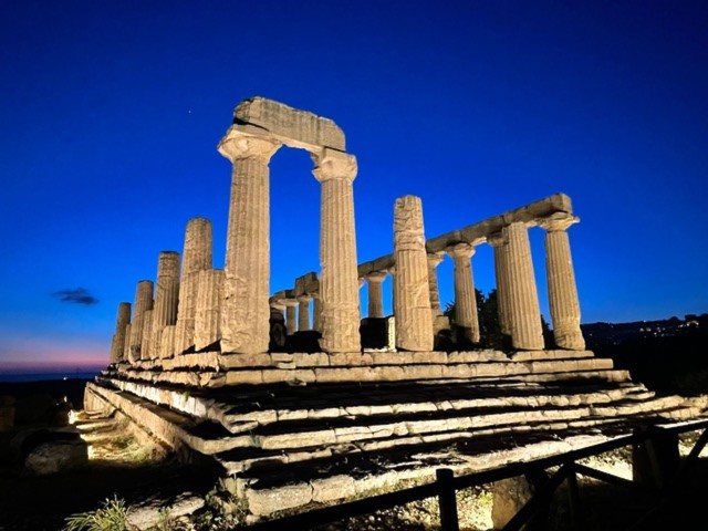 Visit Exclusive tour of the Valley of the Temples under the stars in Agrigento