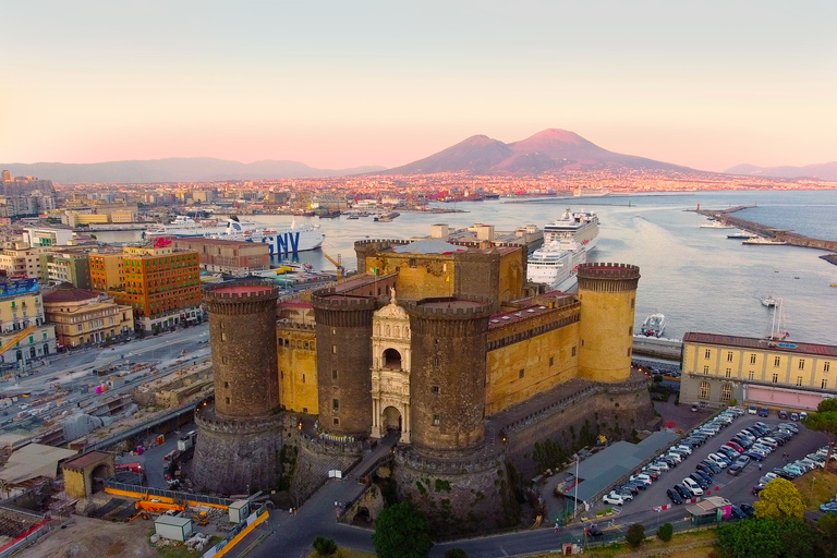 Naples : Visite guidée à pied de Naples avec un guide de la régionNaples : Visite à pied de Naples avec un guide local