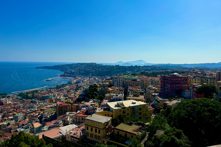 Naples : Visite guidée à pied de Naples avec un guide de la régionNaples : Visite à pied de Naples avec un guide local