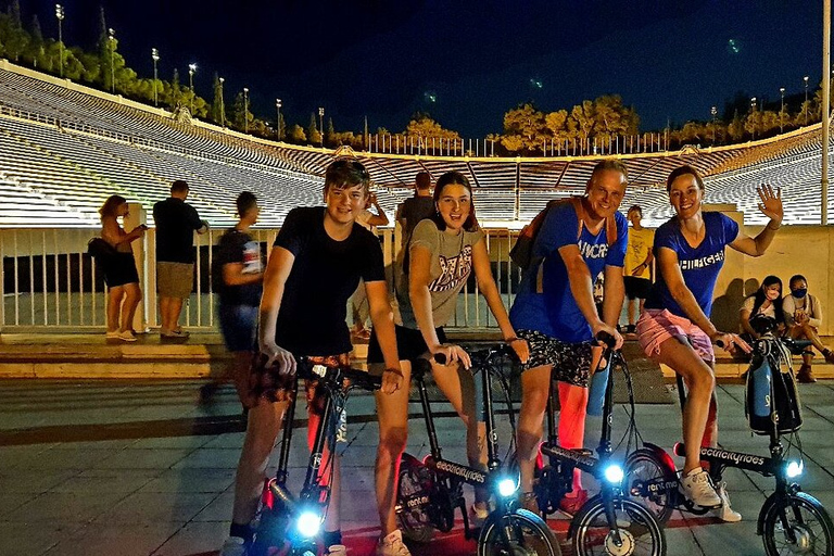 Athènes : Visite nocturne à vélo électrique