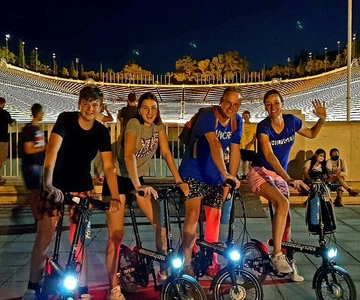 Athens: Discover the City Electric Bike Tour by night