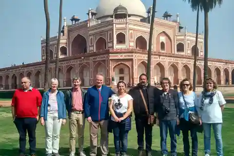 Delhi: Old Delhi and New Delhi Private Tour