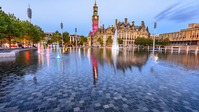 Visit Bradford Self-Guided Tour App and Big Britain Quiz in Bradford, UK