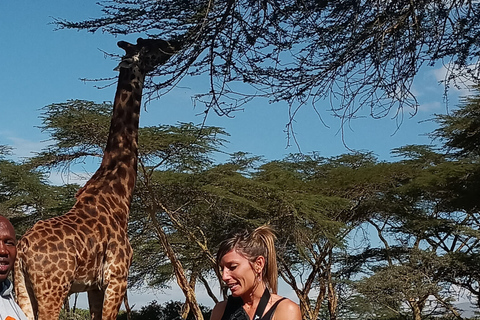 Excursion d'une journée dans le parc national de Hells Gate et promenade en bateau sur le lac Naivasha