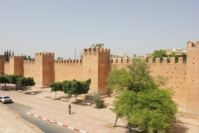 From Taghazout/Agadir: Taroudant and Tiout Day Trip & Tajine From Taghazout