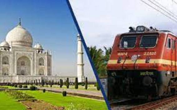 Gatiman Train Tour: mit Tickets & Auto, Delhi Agra Delhi.