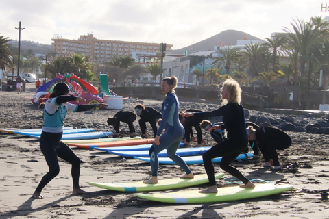 Playa de Las Americas: Aula de surfe em grupo com equipamento