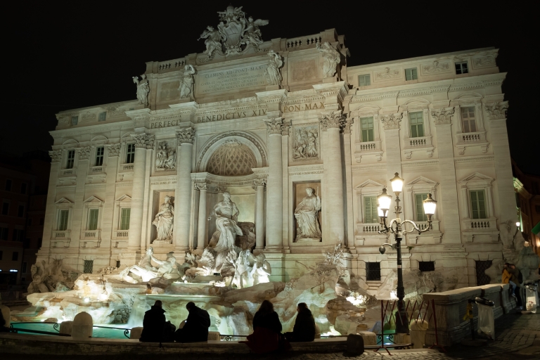 Roma: Tour nocturno con la pizza y helado