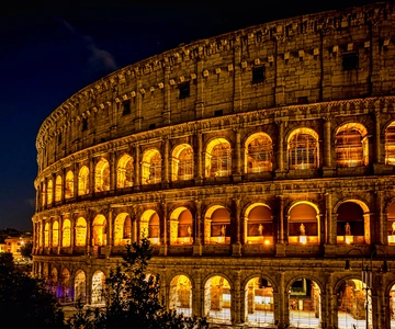 Rome: Small-Group Night Tour with Pizza and Gelato
