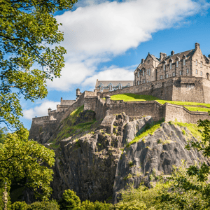 Edinburgh Castle: Highlights Tour with Fast Track Entry