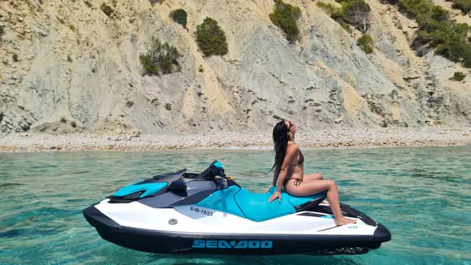 Ibiza: 30-Minute Guided Jet Ski Tour