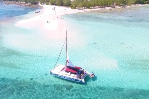 Grand Baie: dagtour per catamaran over 3 eilanden met lunchGedeelde rondleiding