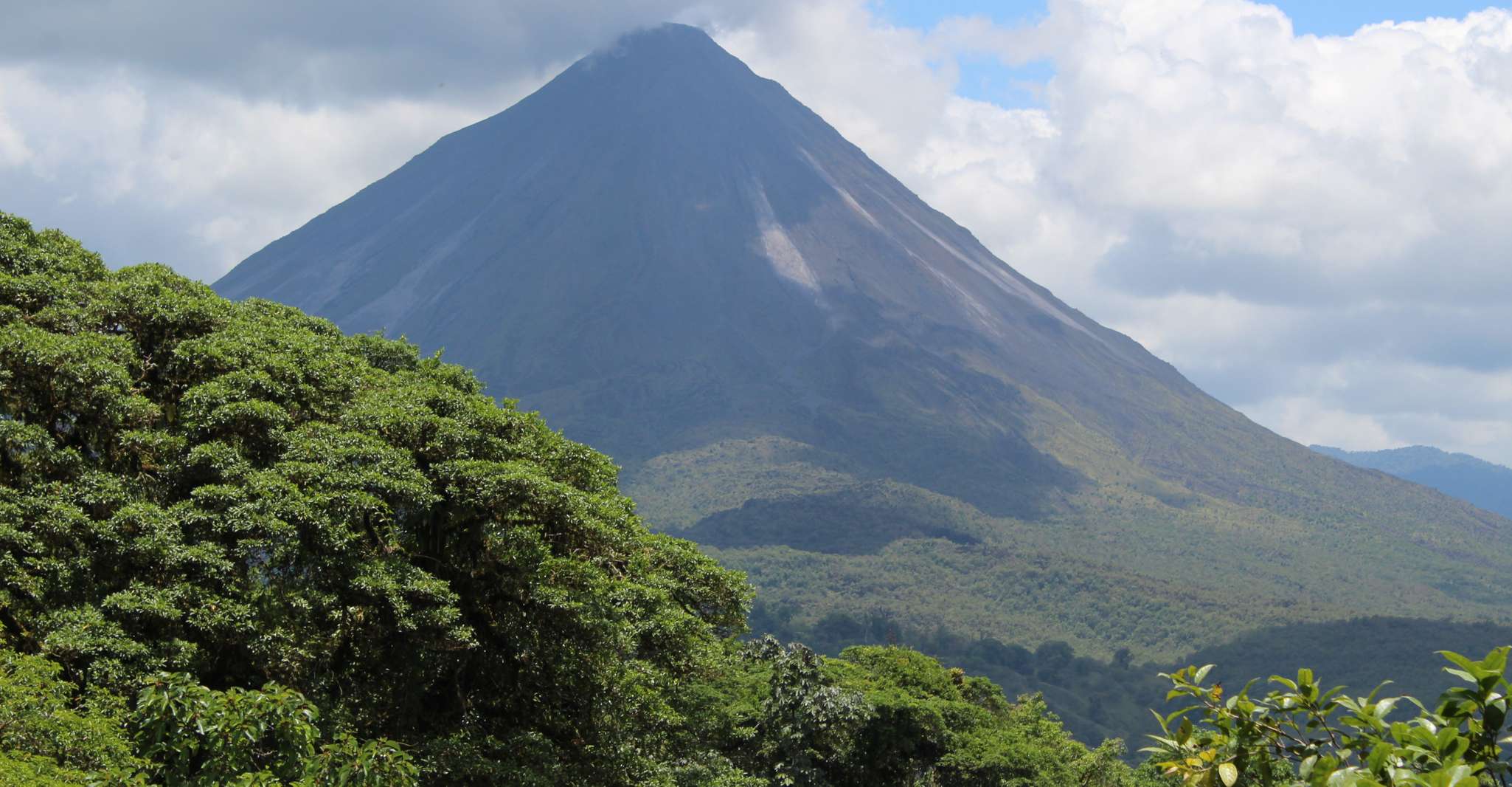 Guanacaste, Arenal Volcano Nature and Hot Springs Tour - Housity