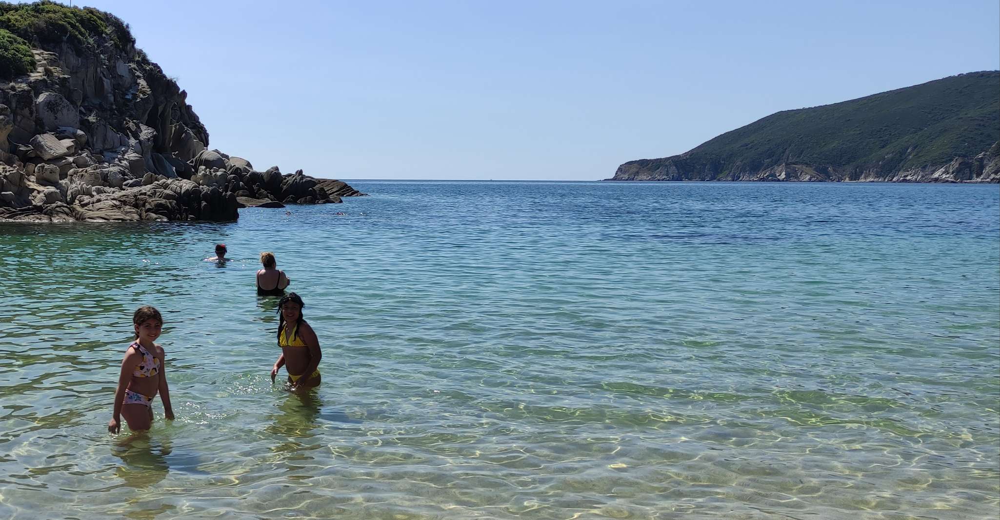 Nadar y relajarse en hermosas playas - Hizvo