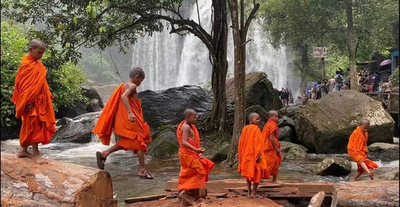 Kulen Waterfall Park Guide + Entrance Fee + lunch