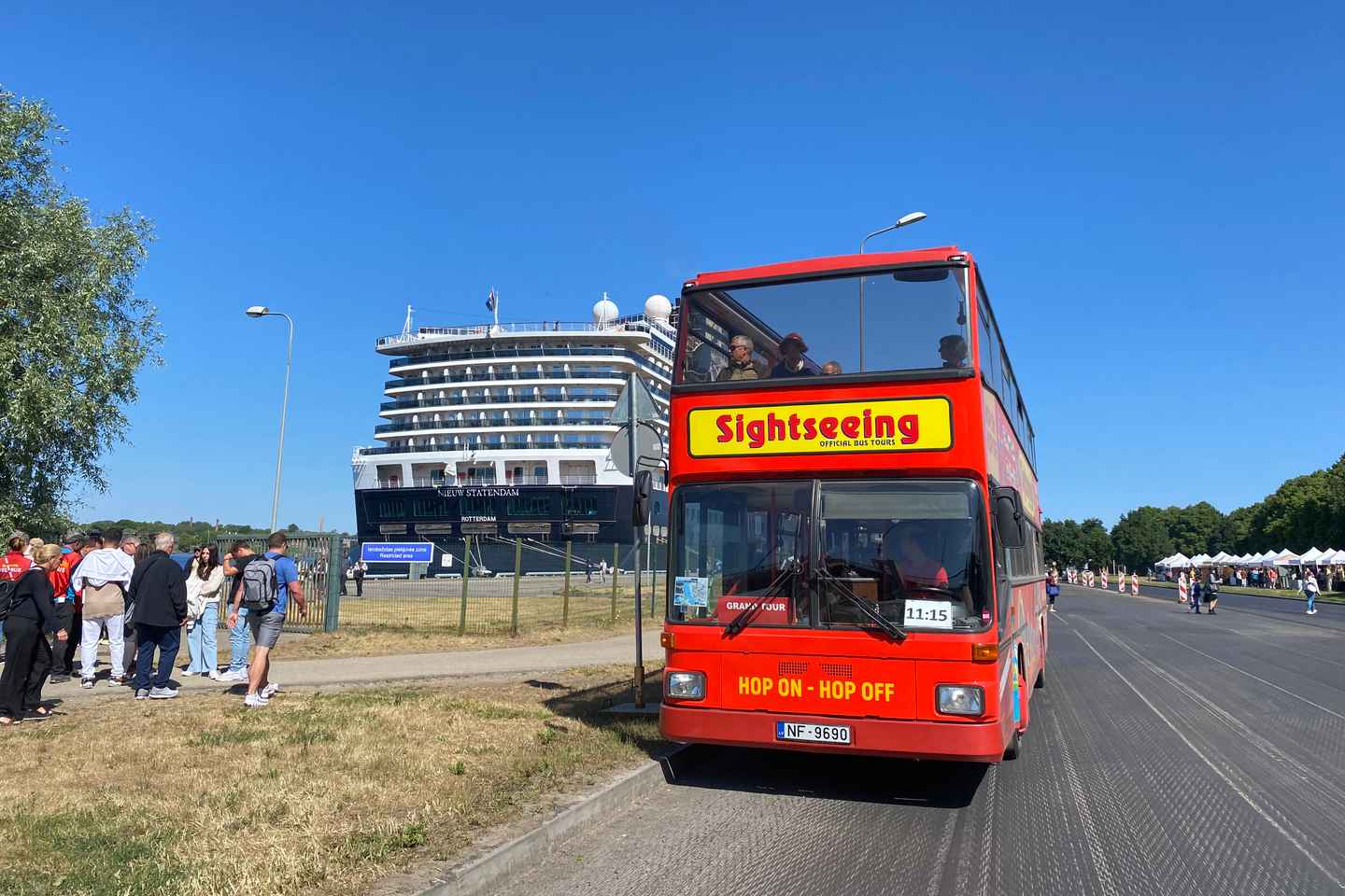 Riga Sightseeing:Bus tour for cruise guests/Stadtrundfahrt