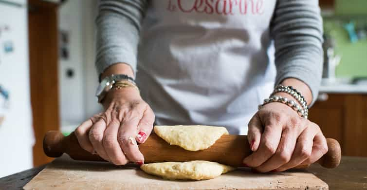 Treviso: lezione di pasta e tiramisù per piccoli gruppi