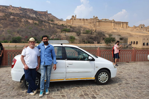 Unieke Jaipur privétour van een hele dag per auto en chauffeur