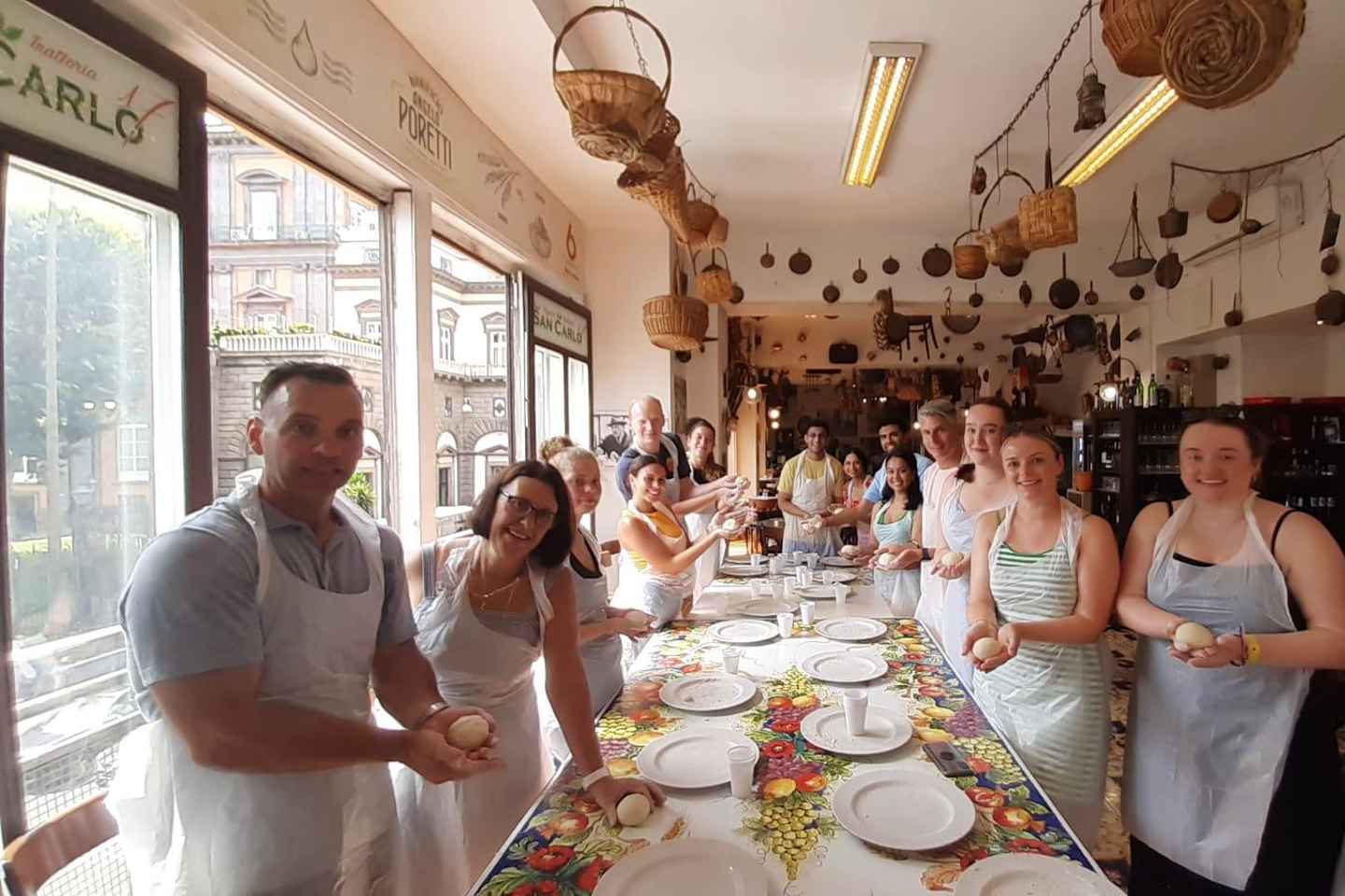 Naples: Neapolitan Pizza and Tiramis Making Class - Naples: Neapolitan Pizza and Tiramisù Making Class