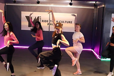 Kpop-Tanzstunde & kostenloser Video-Dreh in Seoul