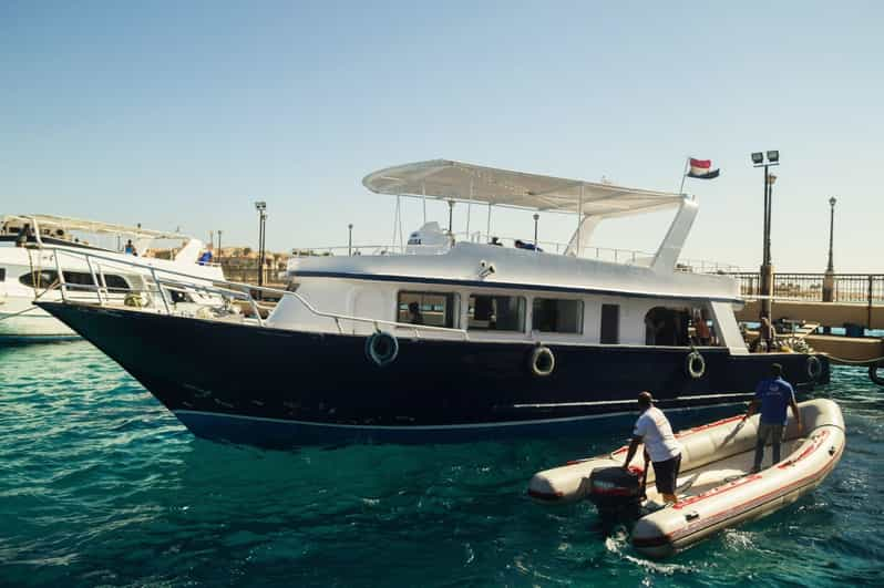 yacht tour hurghada