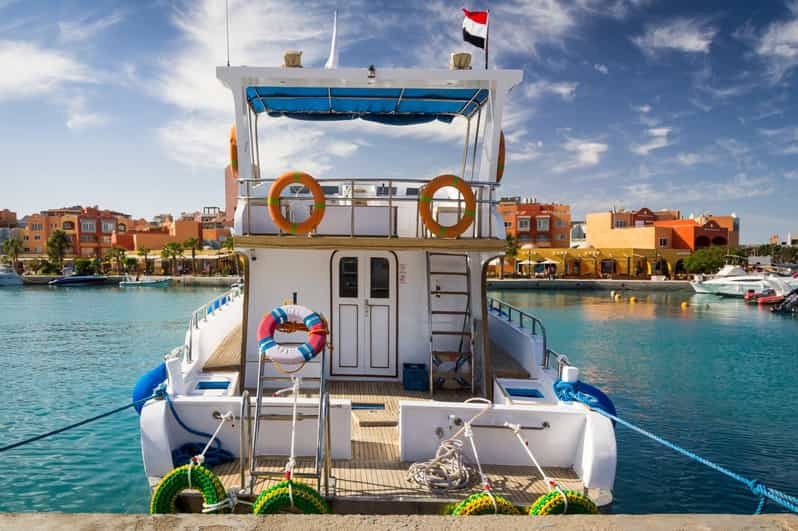 yacht tour hurghada