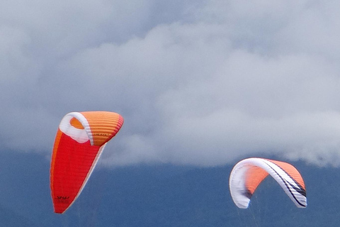 Grenoble: Pierwszy lot na paralotni.