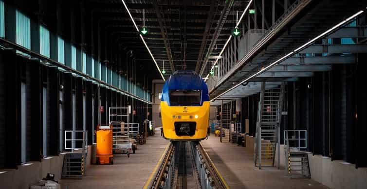Amsterdam: Train Transfer Schiphol Airport from/to Amsterdam photo 5